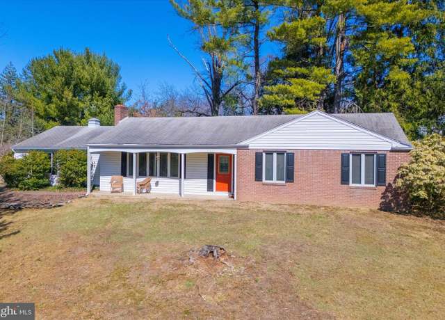 Property at 1111 Hagues Mill Rd, Ambler, PA 19002, 3 beds, 2 baths
