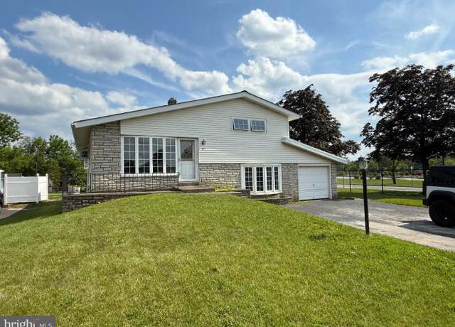 Property at 411 Crossfield Rd, King Of Prussia, PA 19406, 3 beds, 1.5 baths