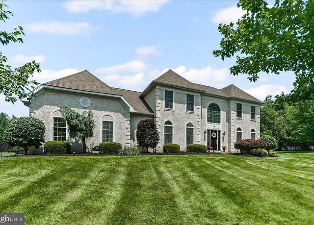 Property at 107 Ramsgate Dr, Phoenixville, PA 19460, 4 beds, 2.5 baths