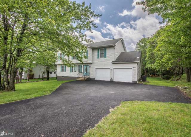Property at 672 Clearview Dr, Long Pond, PA 18334, 5 beds, 2.5 baths