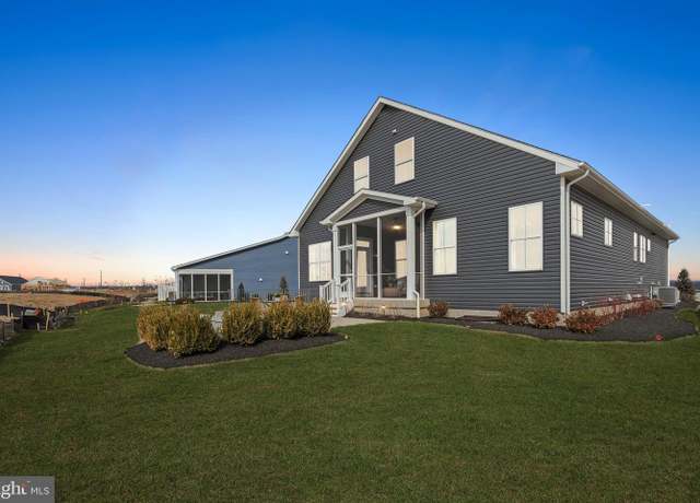 Property at 1017 Wagtail Ln, Winchester, VA 22603, 5 beds, 4 baths