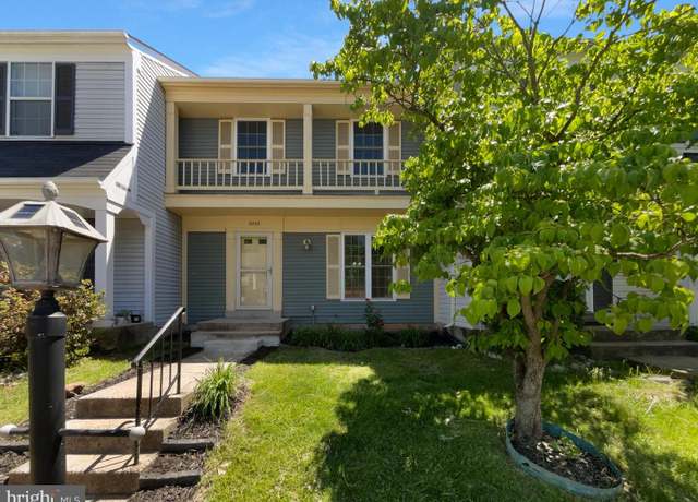Property at 3252 Tayloe Ct, Herndon, VA 20171, 3 beds, 2.5 baths