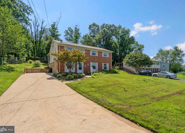 Property at 6503 Carriage Dr, Alexandria, VA 22310, 3 beds, 2 baths
