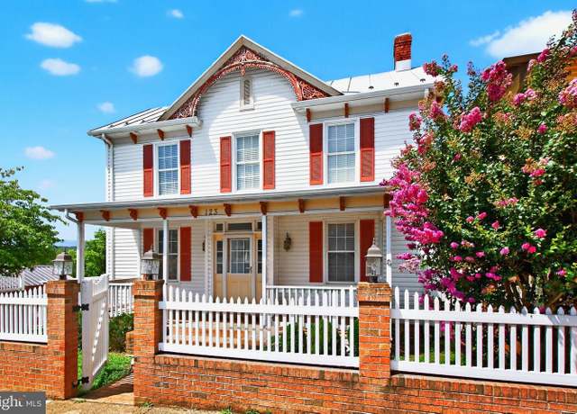 Property at 123 E Main St, Luray, VA 22835, 4 beds, 2 baths