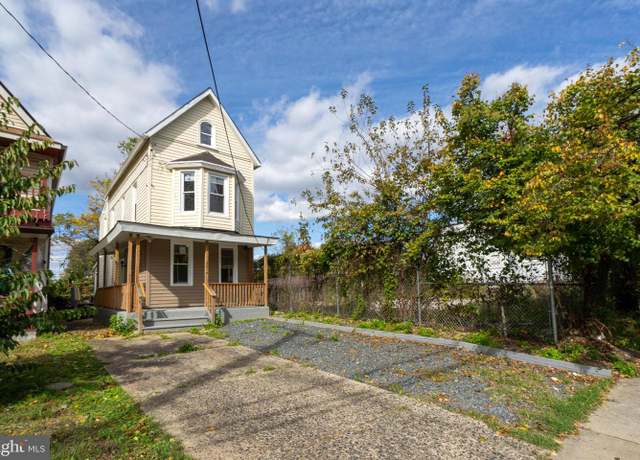 Property at 3414 Old York Rd, Baltimore, MD 21218, 4 beds, 2.5 baths