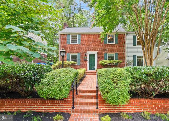 Property at 709 Devonshire Ave, Takoma Park, MD 20912, 3 beds, 3.5 baths