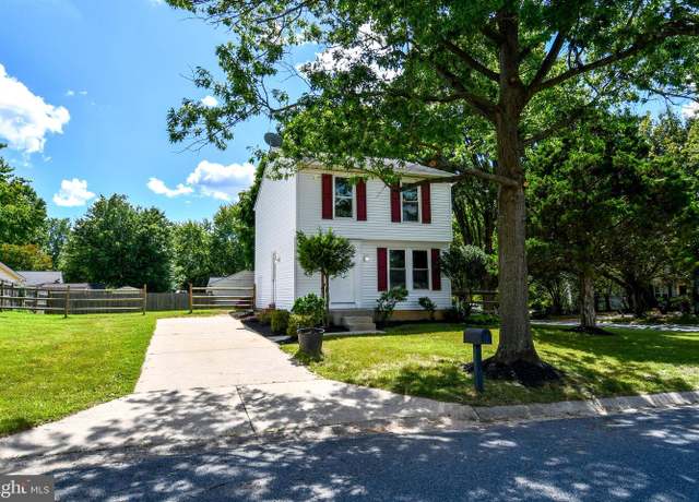 Property at 19607 Kildonan Dr, Gaithersburg, MD 20879, 3 beds, 2.5 baths