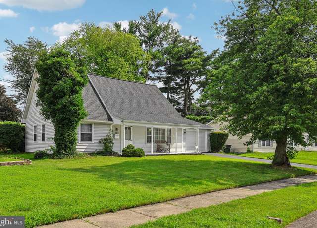 Property at 28 Helm Turn, Willingboro, NJ 08046, 4 beds, 2 baths