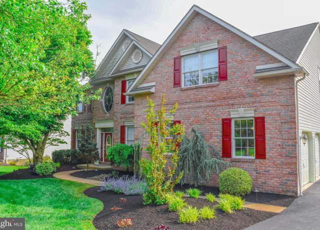Property at 5 Linree Ave, Reading, PA 19606, 4 beds, 3.5 baths