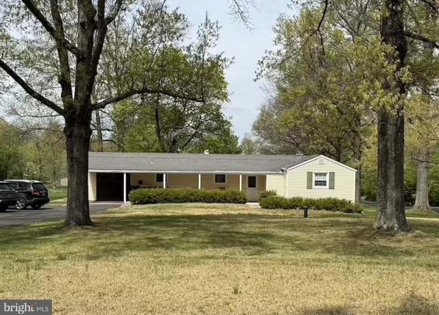 Property at 531 Fairhill Rd, Hatfield, PA 19440, 3 beds, 1 bath