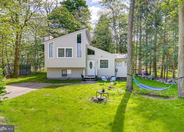Property at 9251 Westwood Dr, Tobyhanna, PA 18466, 3 beds, 2 baths