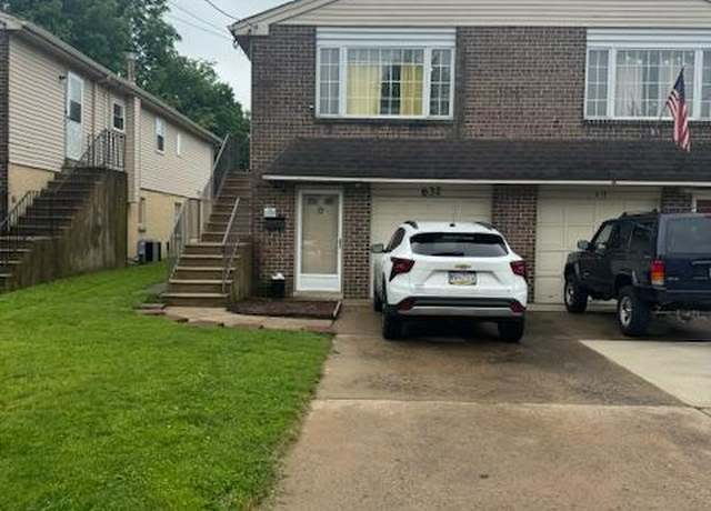 Property at 632 Knorr St, Philadelphia, PA 19111, 4 beds, 3 baths