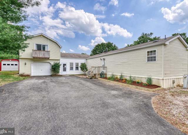 Property at 13859 Ebaugh Rd, Stewartstown, PA 17363, 4 beds, 2 baths