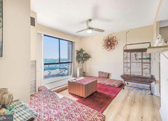 Property at 250 S Reynolds St #1001, Alexandria, VA 22304, 2 beds, 2.5 baths
