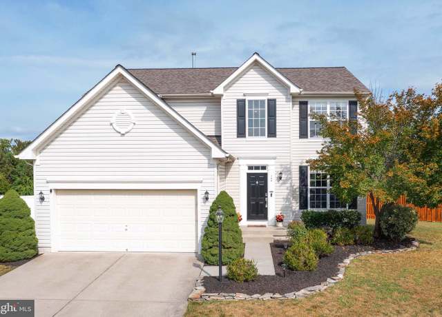 Property at 144 Cedar Mountain Dr, Stephens City, VA 22655, 5 beds, 3.5 baths