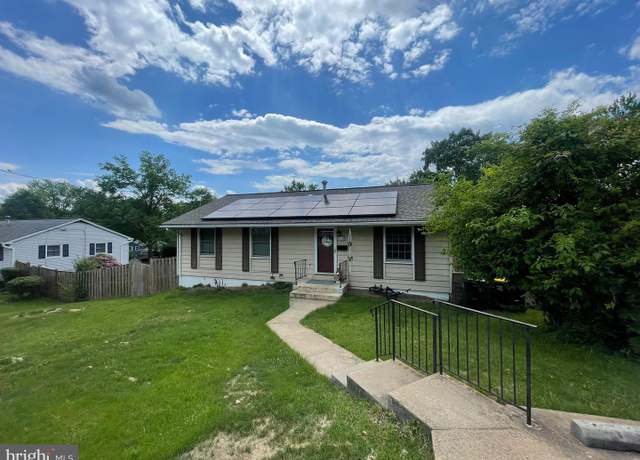Property at 6512 Carriage Dr, Alexandria, VA 22310, 4 beds, 1.5 baths