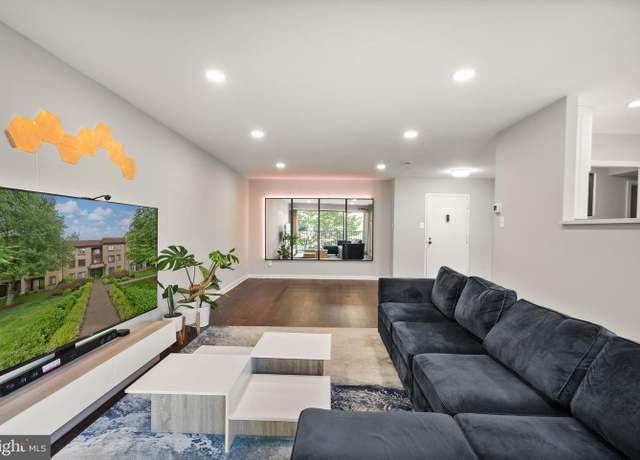Property at 3031 Borge St #205, Oakton, VA 22124, 2 beds, 1 bath