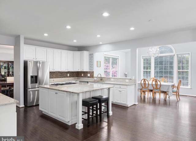 Property at 21424 Glebe Vw, Broadlands, VA 20148, 6 beds, 4.5 baths
