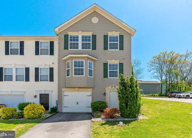 Property at 69 Quince Tree Dr, Martinsburg, WV 25403, 3 beds, 2.5 baths