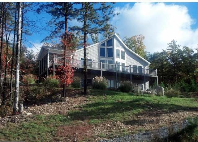 Property at 444 Moundbuilder Loop, Hedgesville, WV 25427, 5 beds, 3 baths