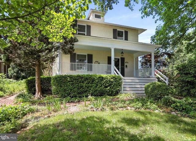 Property at 522 S Mildred St, Charles Town, WV 25414, 3 beds, 2.5 baths