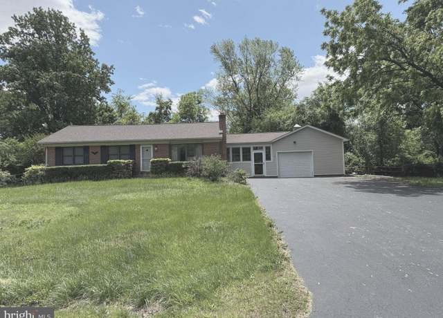 Property at 412 Suffolk Dr, Bear, DE 19701, 3 beds, 1.5 baths