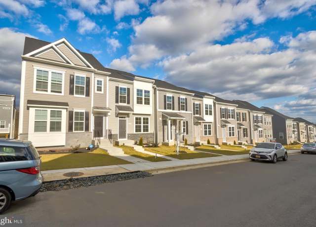 Property at 1023 Flester Ln, Laurel, MD 20707, 3 beds, 3.5 baths