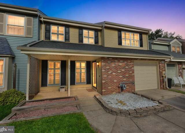 Property at 128 Calderwood Ln, Mount Laurel, NJ 08054, 3 beds, 2.5 baths