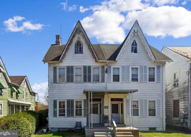Property at 162 Seventh St, Salem, NJ 08079, 5 beds, 2 baths
