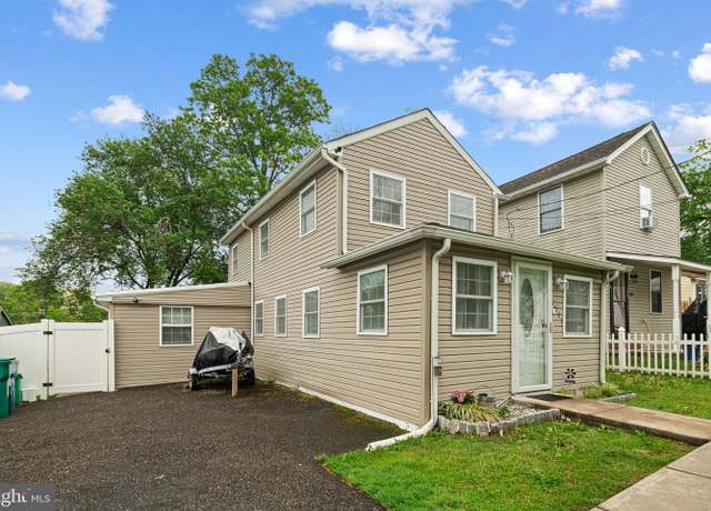 Property at 1041 Rosa Ave, Croydon, PA 19021, 4 beds, 2.5 baths