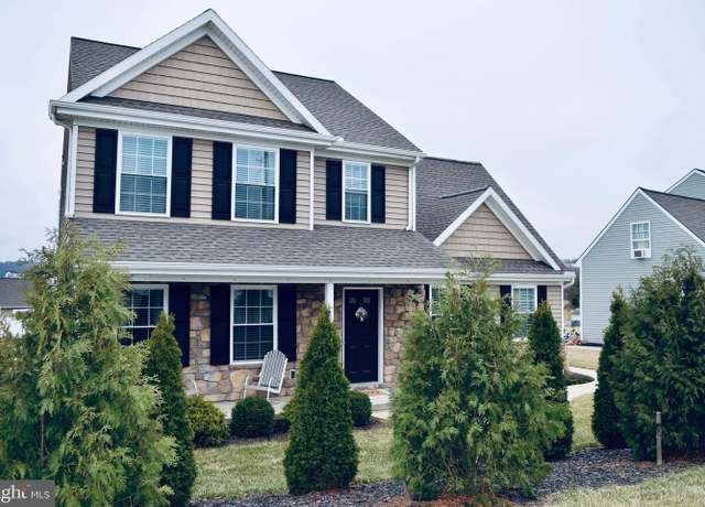 Property at 108 Greenbriar Aly, New Providence, PA 17560, 4 beds, 2.5 baths