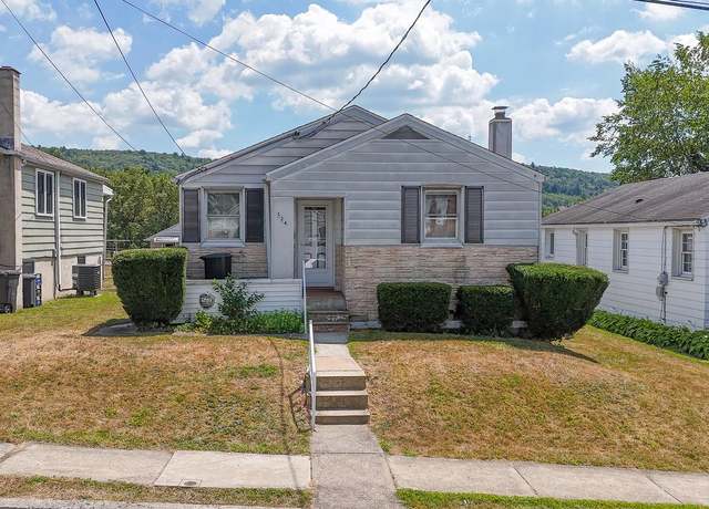 Property at 524 W Willing St, Tamaqua, PA 18252, 3 beds, 1 bath