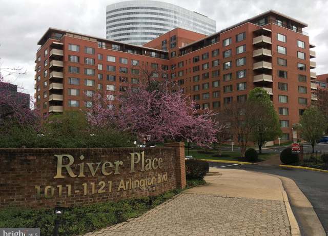Property at 1121 Arlington Blvd #708, Arlington, VA 22209, 1 bed, 1 bath