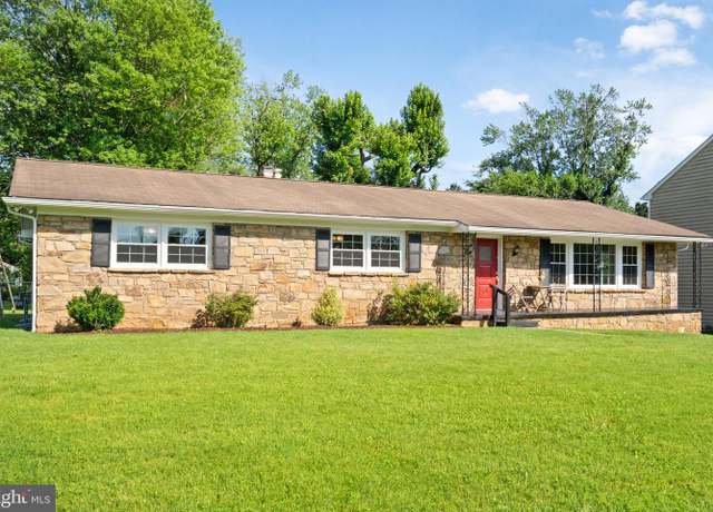 Property at 131 Moser Rd, Warrenton, VA 20186, 4 beds, 3 baths