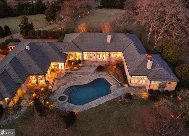 Property at 9619 Georgetown Pike, Great Falls, VA 22066, 6 beds, 8.5 baths