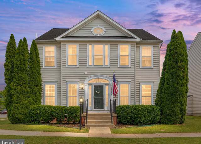 Property at 6040 Gayleburg Pl, Gainesville, VA 20155, 3 beds, 3.5 baths