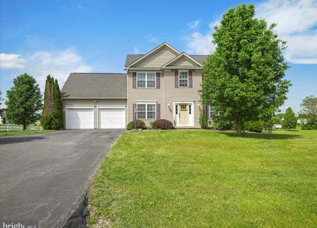 Property at 67 Tinning Ct, Hedgesville, WV 25427, 4 beds, 3 baths