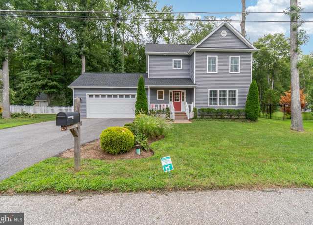 Property at 3377 Oak Dr, Edgewater, MD 21037, 3 beds, 2.5 baths