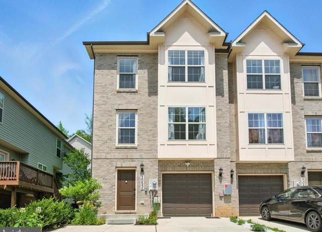 Property at 1052 Owens Rd, Oxon Hill, MD 20745, 4 beds, 3.5 baths