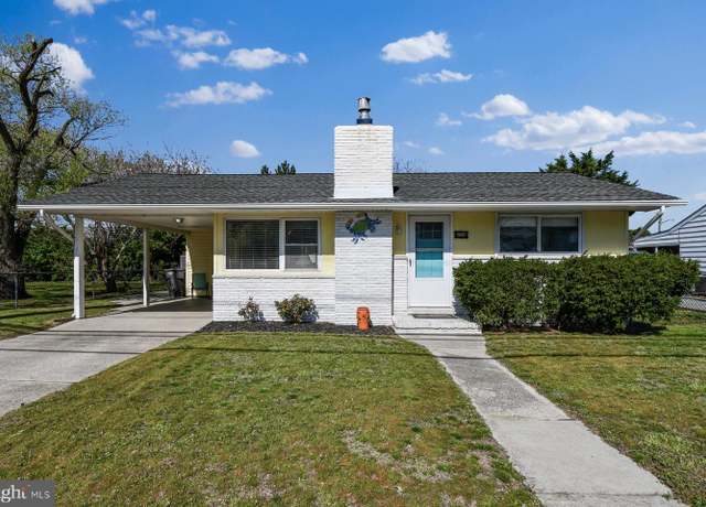 Property at 9007 Coastal Hwy, Ocean City, MD 21842, 3 beds, 2 baths
