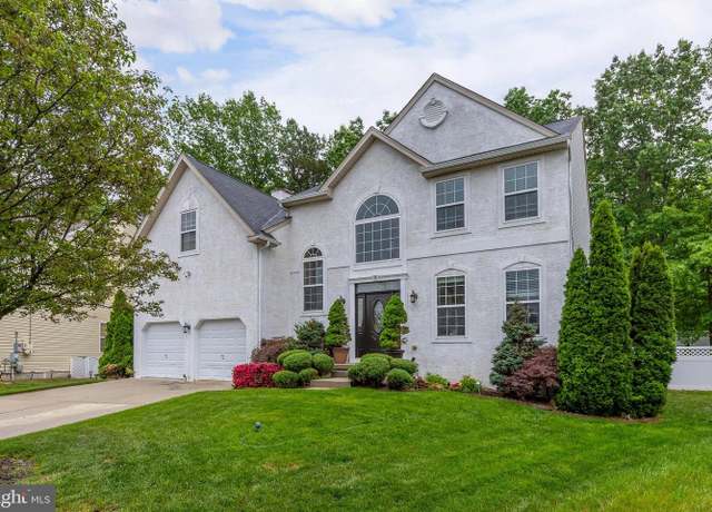 Property at 5 Homestead Ct, Sicklerville, NJ 08081, 4 beds, 2.5 baths