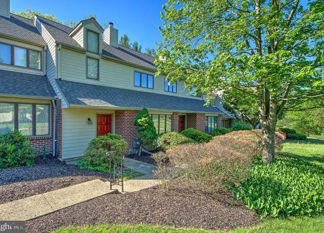 Property at 4 Ingham Way, New Hope, PA 18938, 3 beds, 2.5 baths