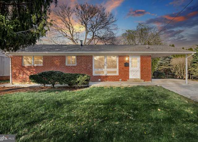 Property at 121 W Clearview Dr, Camp Hill, PA 17011, 5 beds, 3 baths