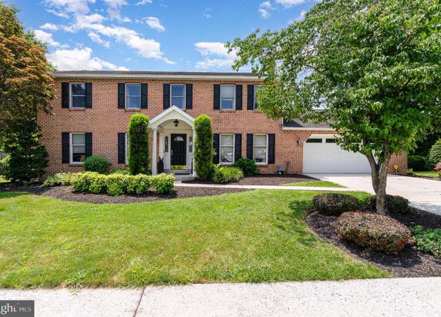 Property at 1110 Musket Ln, Mechanicsburg, PA 17050, 4 beds, 3 baths