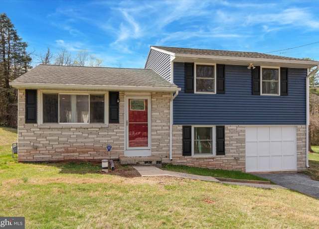 Property at 1329 S Hanover St, Pottstown, PA 19465, 3 beds, 2 baths