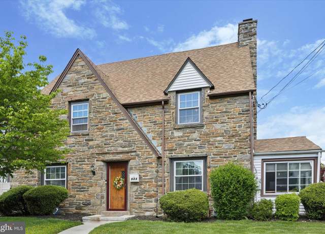 Property at 923 Turner Ave, Drexel Hill, PA 19026, 4 beds, 2.5 baths