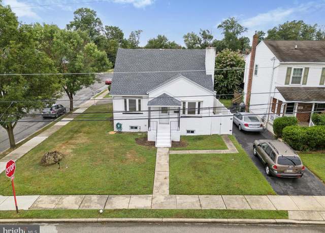 Property at 505 Fernwood Ave, Folsom, PA 19033, 5 beds, 3 baths