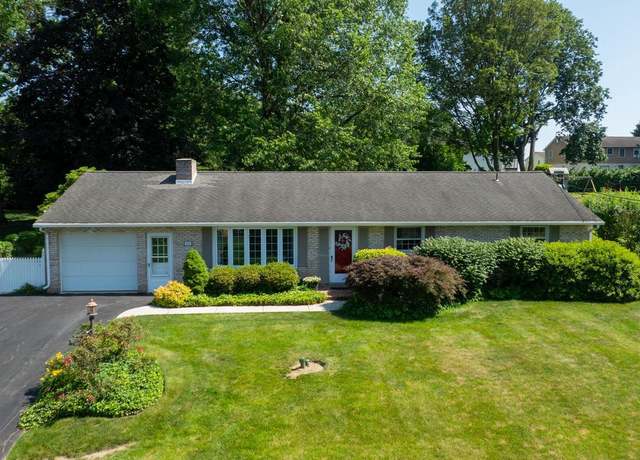 Property at 164 Victoria Rd, Millersville, PA 17551, 3 beds, 2.5 baths