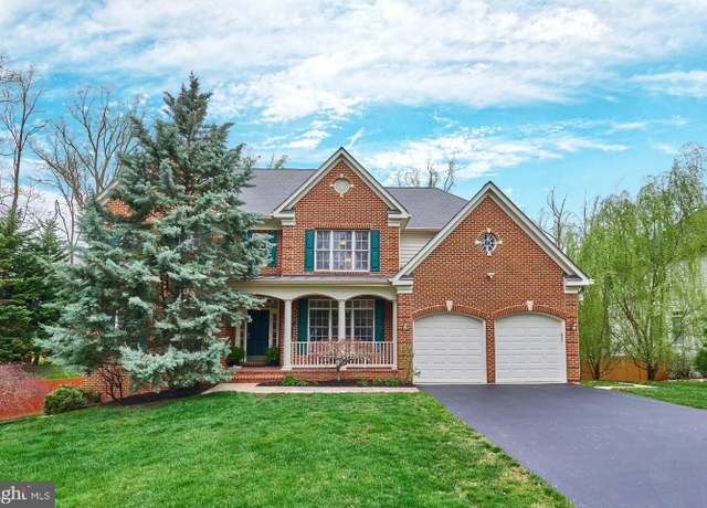 Property at 2220 Grayson Pl, Falls Church, VA 22043, 6 beds, 5.5 baths