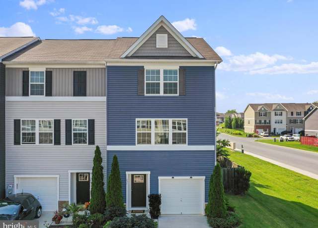 Property at 251 Magellan Dr, Martinsburg, WV 25404, 3 beds, 2.5 baths